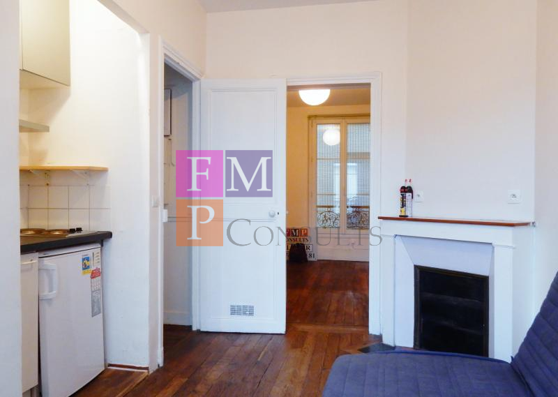 Flat Rue des Vignoles in Paris