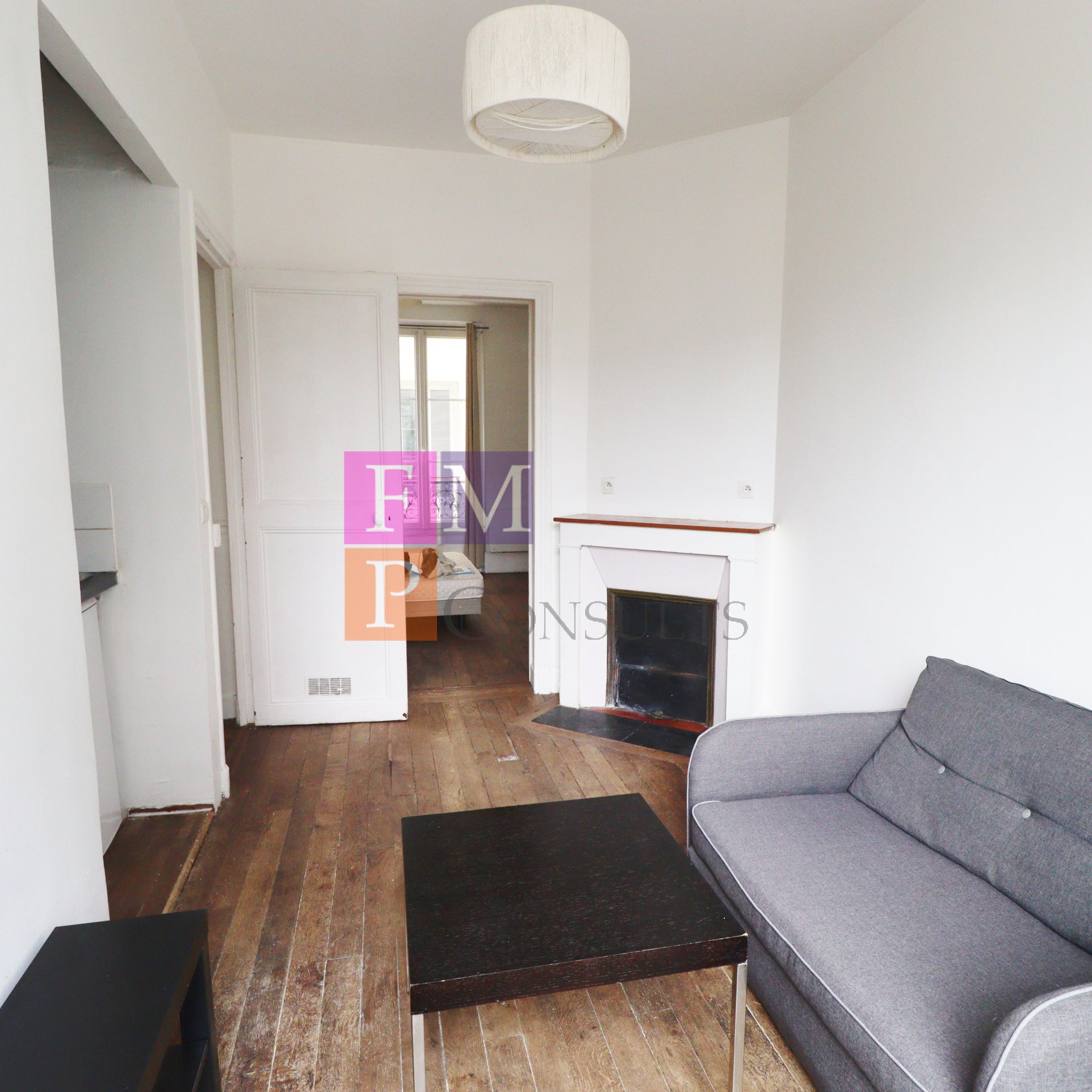Flat Rue des Vignoles in Paris