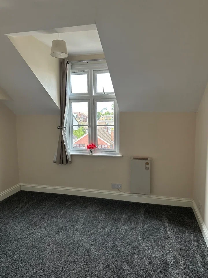Flat Upton Park in Slough