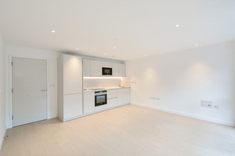 Flat Packington Square in Greater London