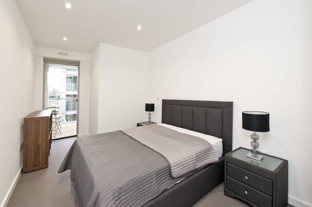 Flat Balham Hill in Greater London