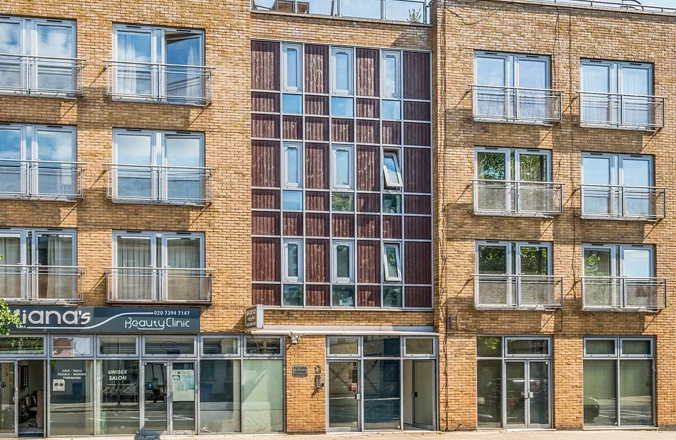 Flat Abbey Street in Greater London