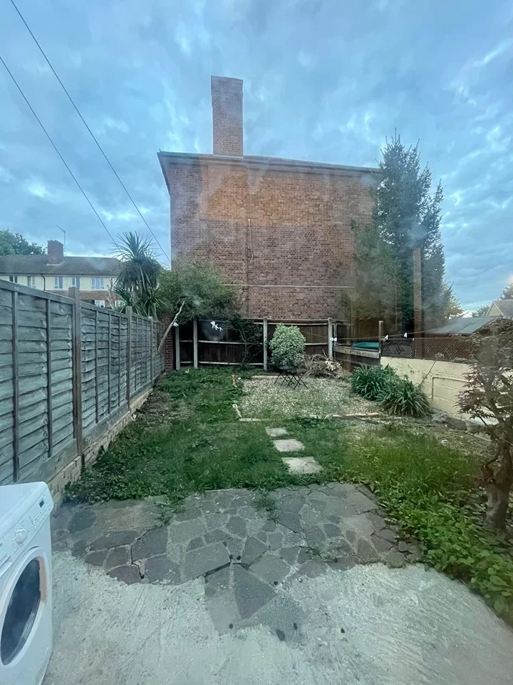 House Corran Way in South Ockendon