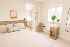Room Rayleigh Avenue in Southend-on-Sea