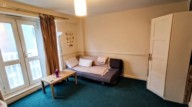 Room Eagle Street in Greater London