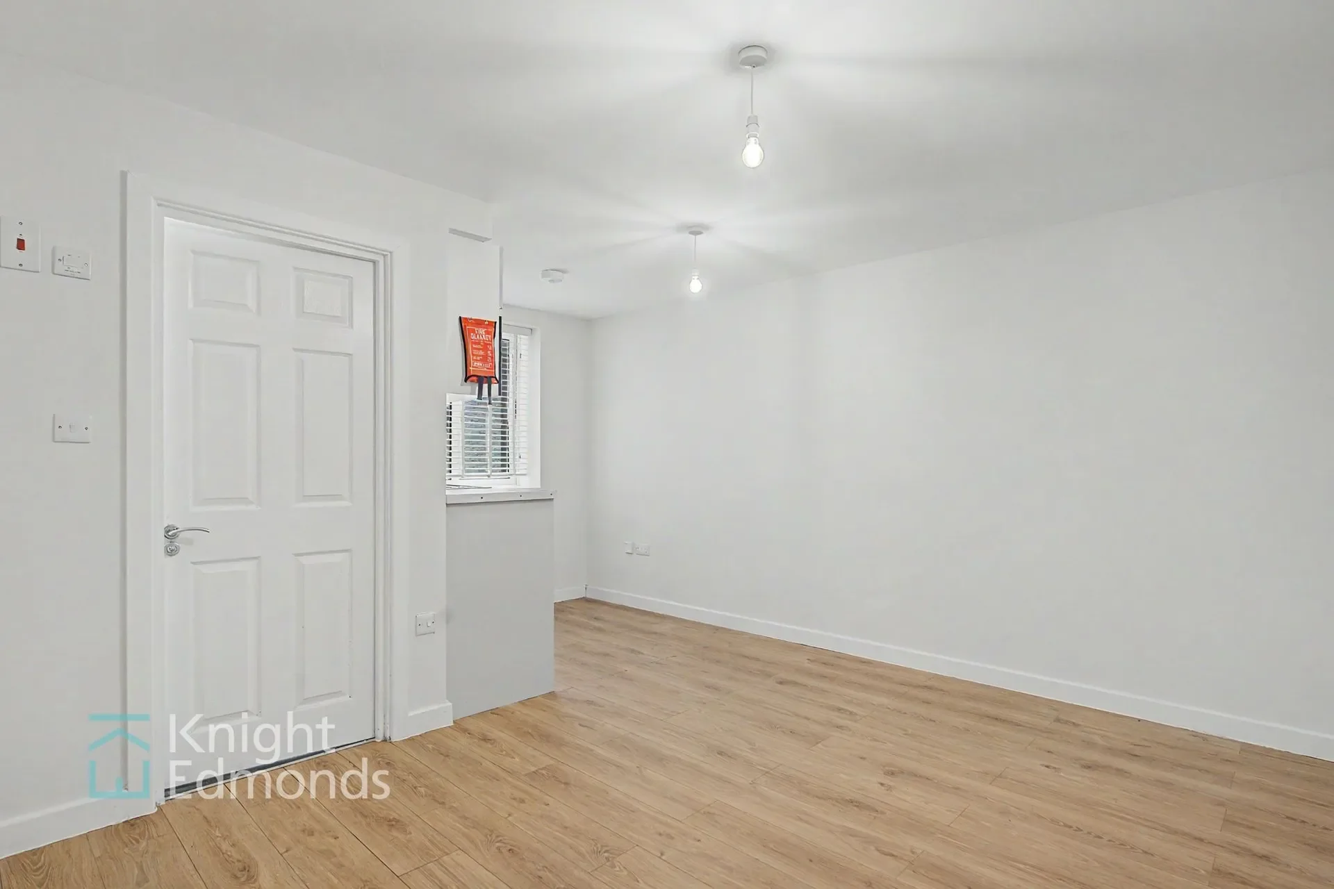 Flat Sittingbourne Road in Maidstone