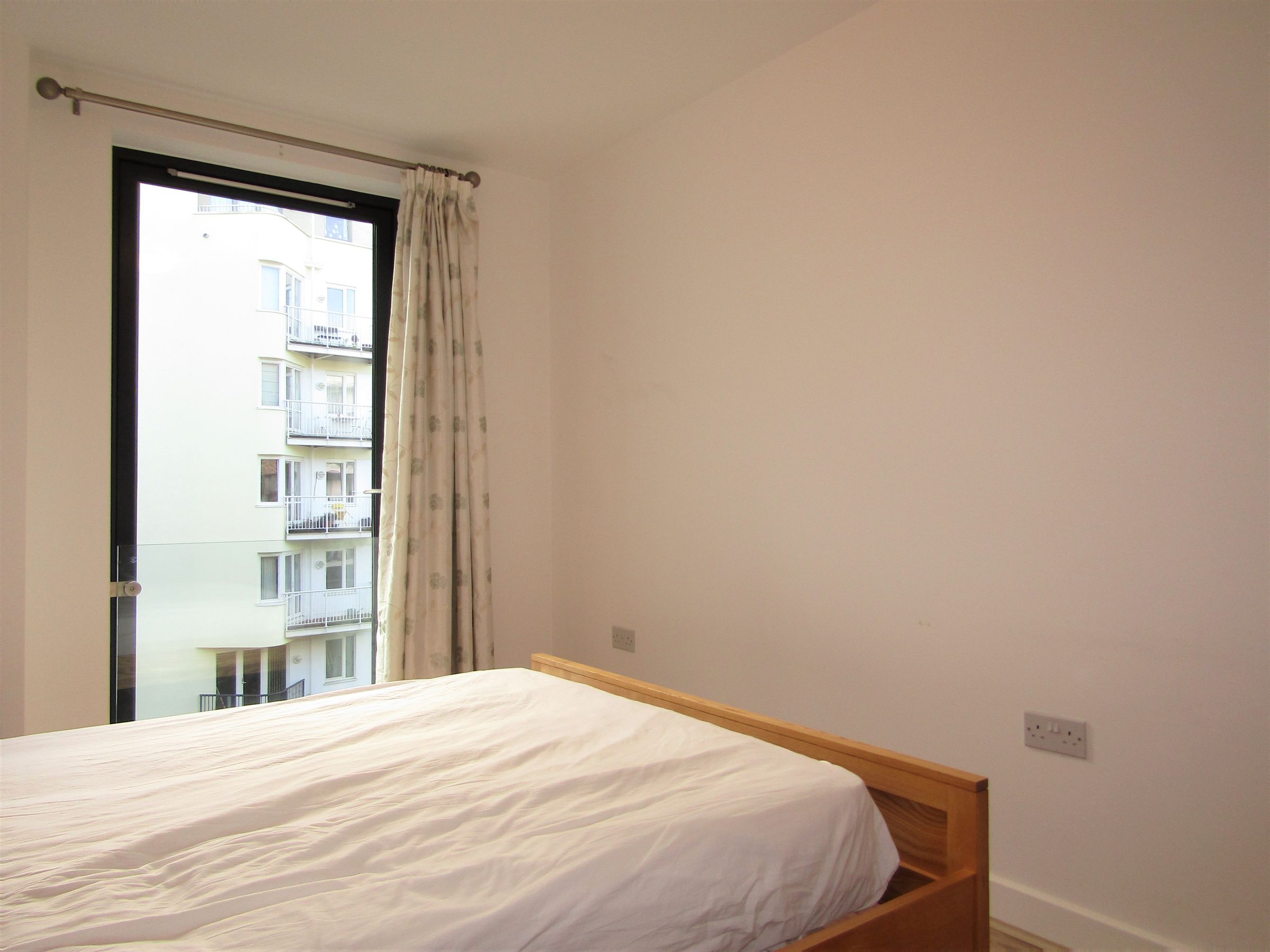 Flat Millennium Promenade in Bristol