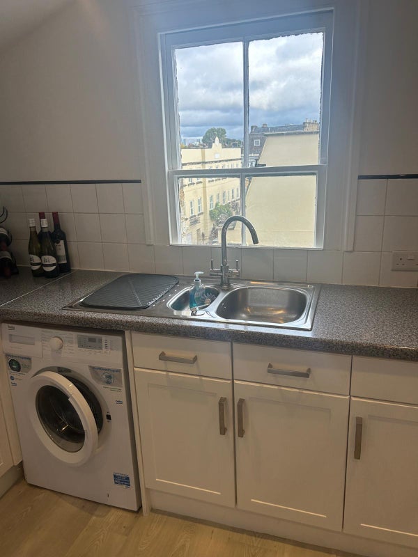 Room Sycamore Mews in Greater London