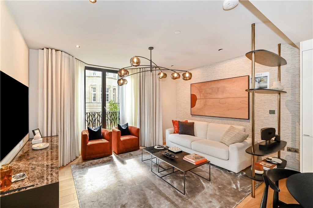 Flat Great Portland Street in City of Westminster