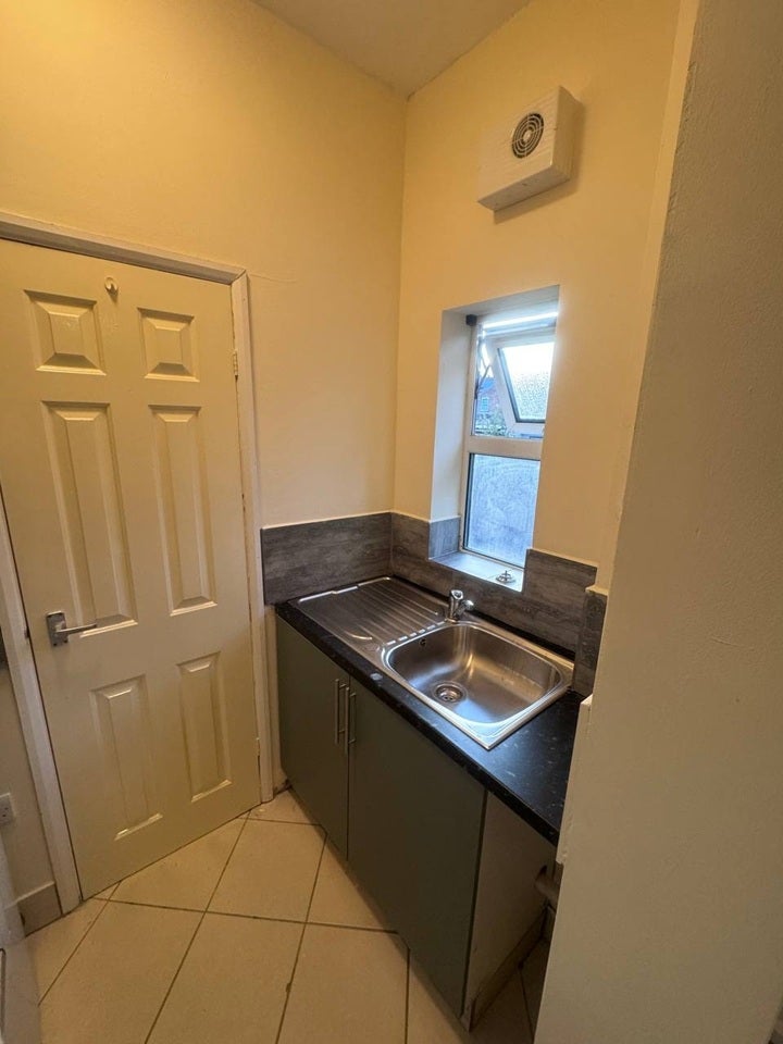Flat Dallow Road in Luton