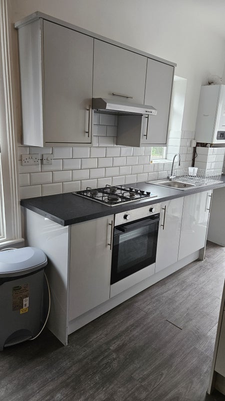 Room Sheringham Road in Greater London