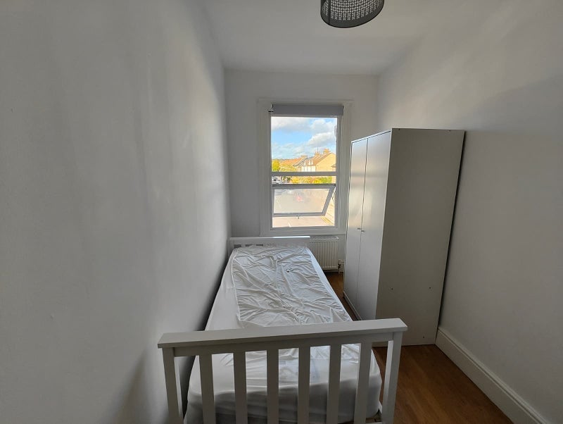 Room Sheringham Road in Greater London