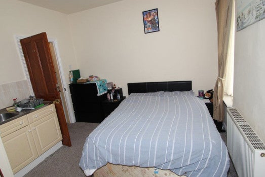 Room Friars' Road in Stafford