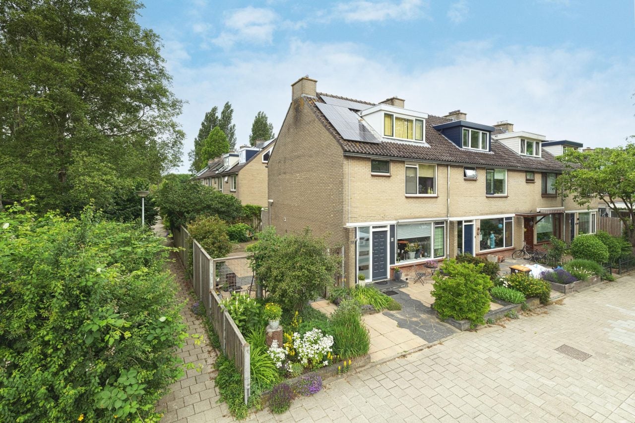 Huis Hoefslag 70 in Barendrecht
