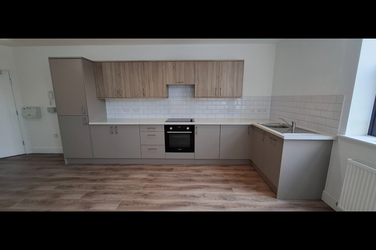 Flat Pluckley Road in Ashford