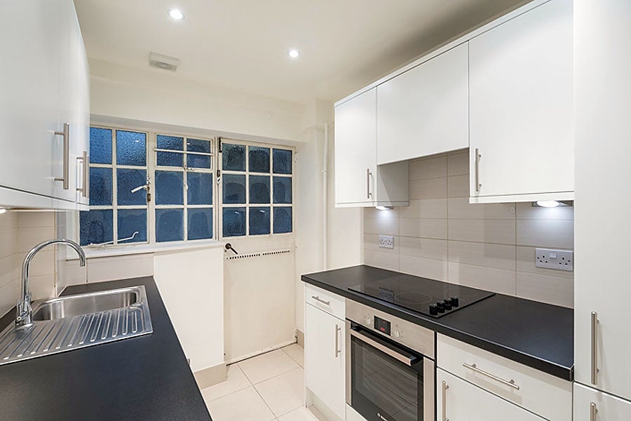 Flat Fulham Road in Greater London