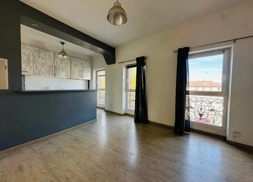Flat Quai Saint-Marcet in Muret