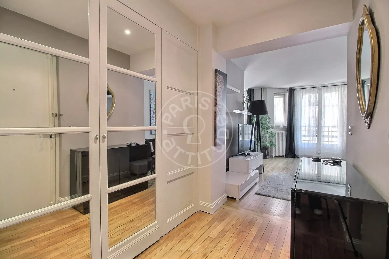 Flat Rue Saint-Jacques in Paris