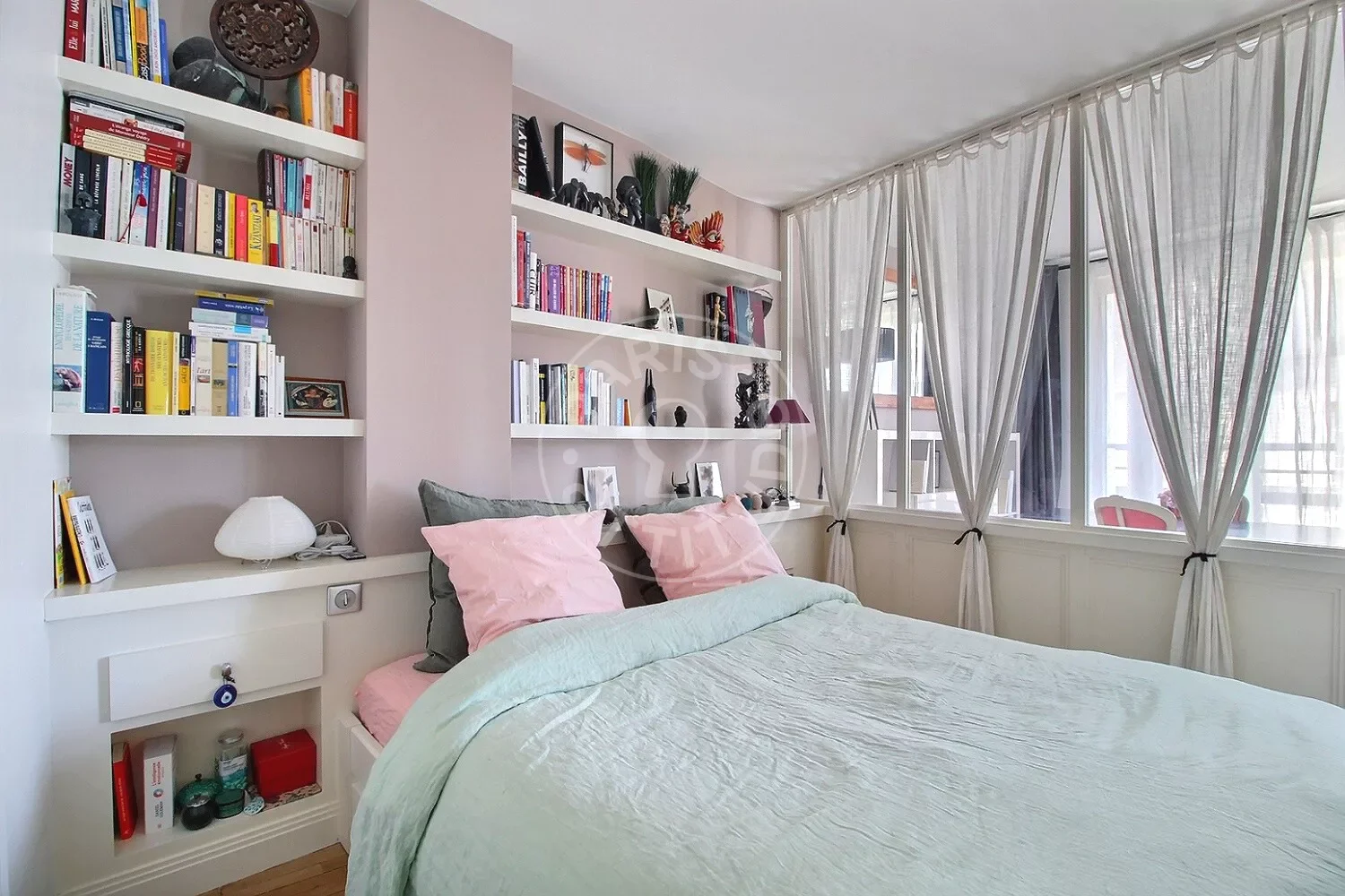 Flat Rue Saint-Jacques in Paris