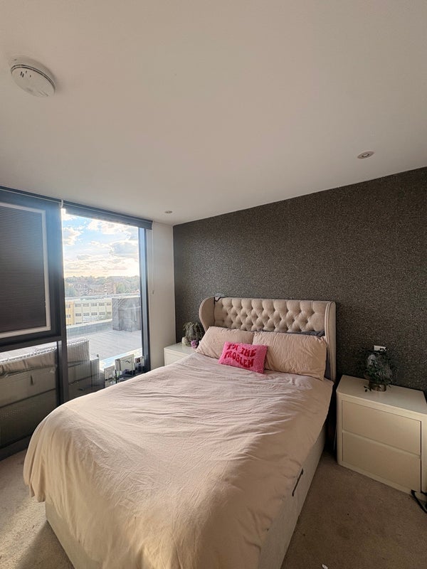 Room Mortgramit Square in Greater London