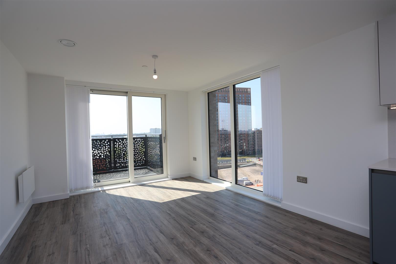 Flat Middlewood in Brandon and Byshottles