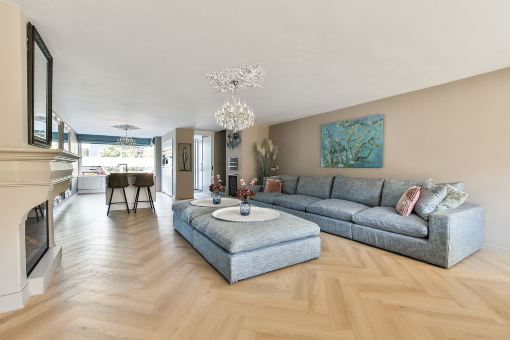 Huis Iwan Kantemanplein 2