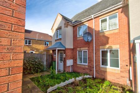 House Thistley Close in Leicester Forest East