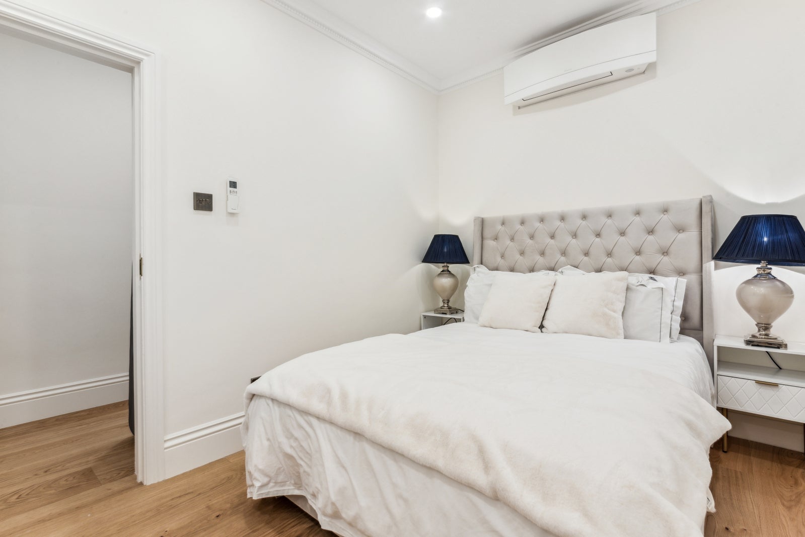 Flat Kensington Gore in City of Westminster