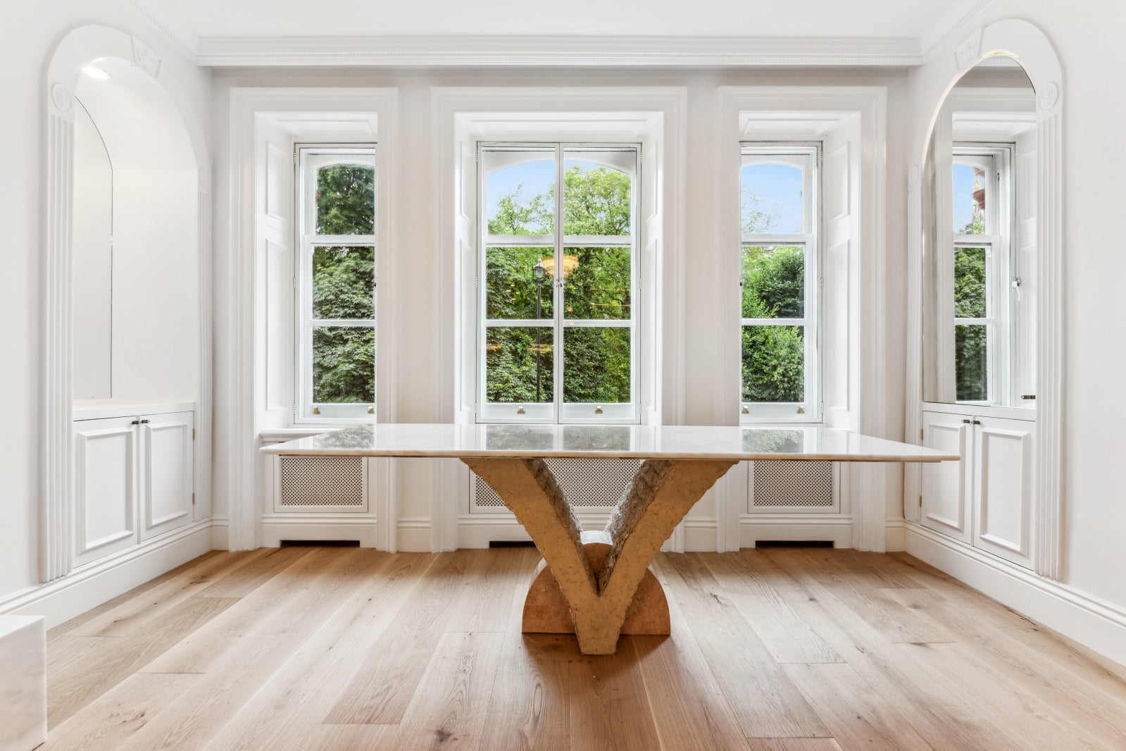 Flat Kensington Gore in City of Westminster