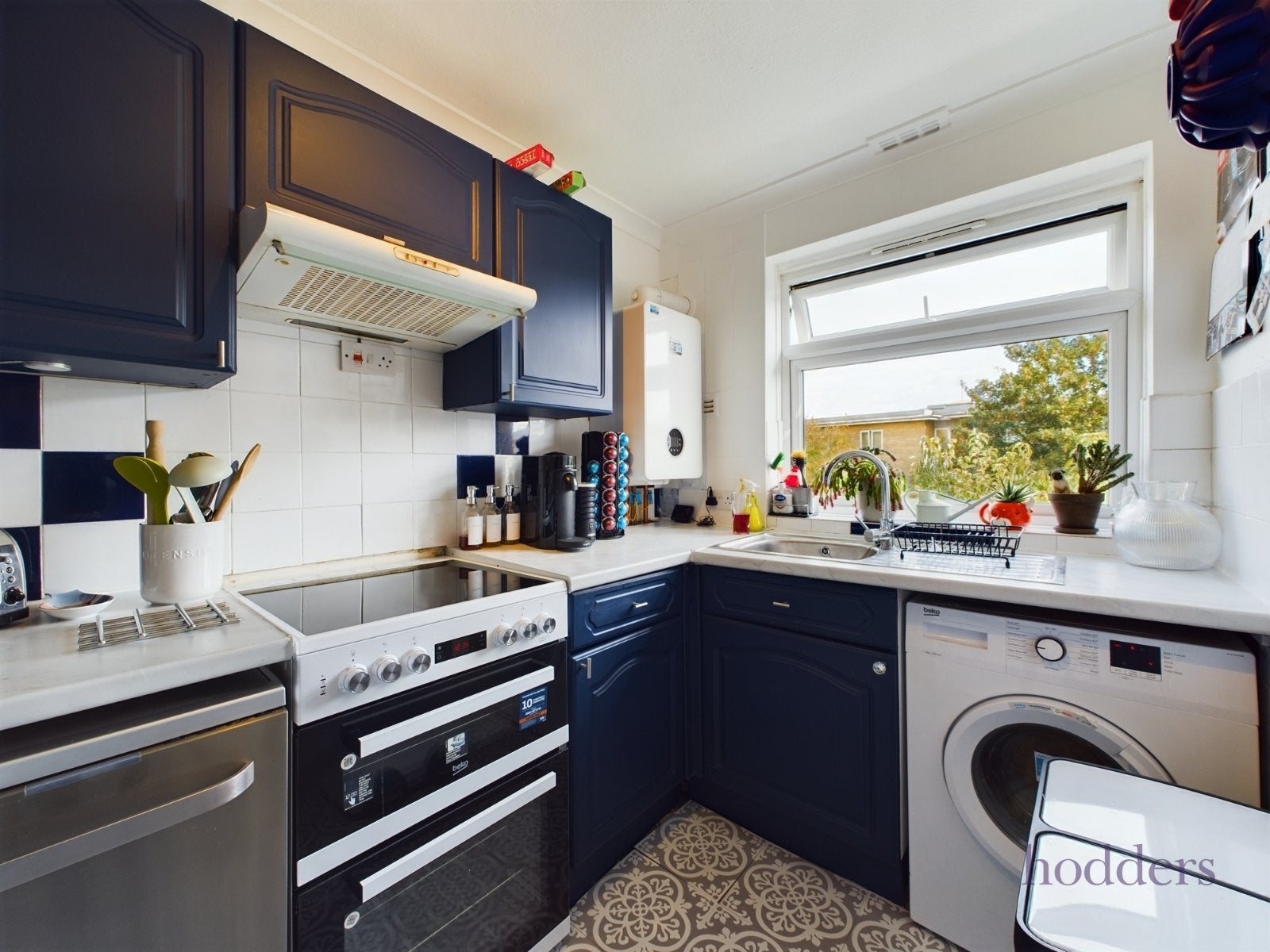 Flat Hazelbank Court in Borough of Runnymede