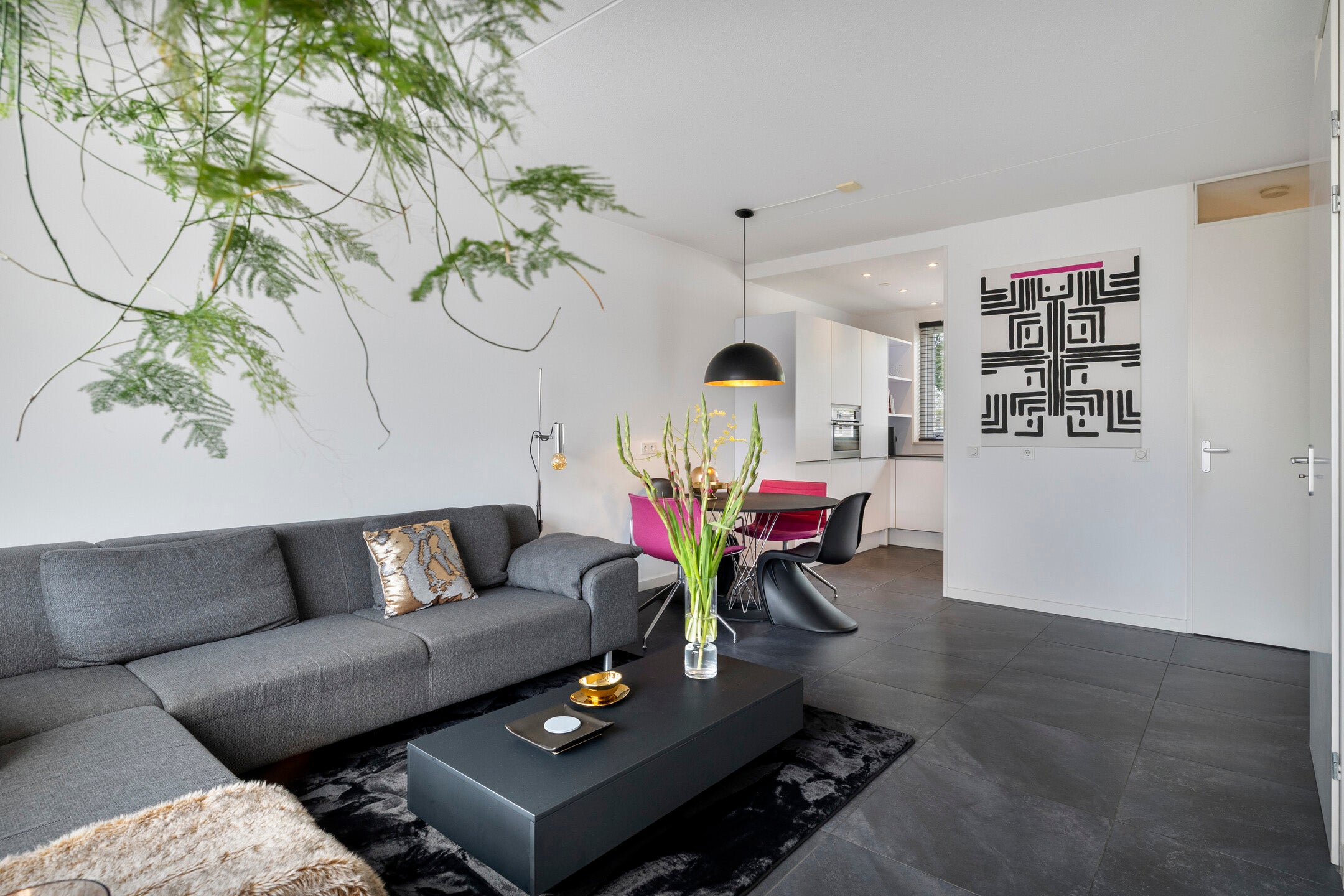 Tussenwoning te koop: Hubertuslaan 30, Etten-Leur