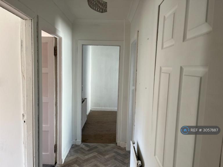 Flat Cumberland Road in Gourock