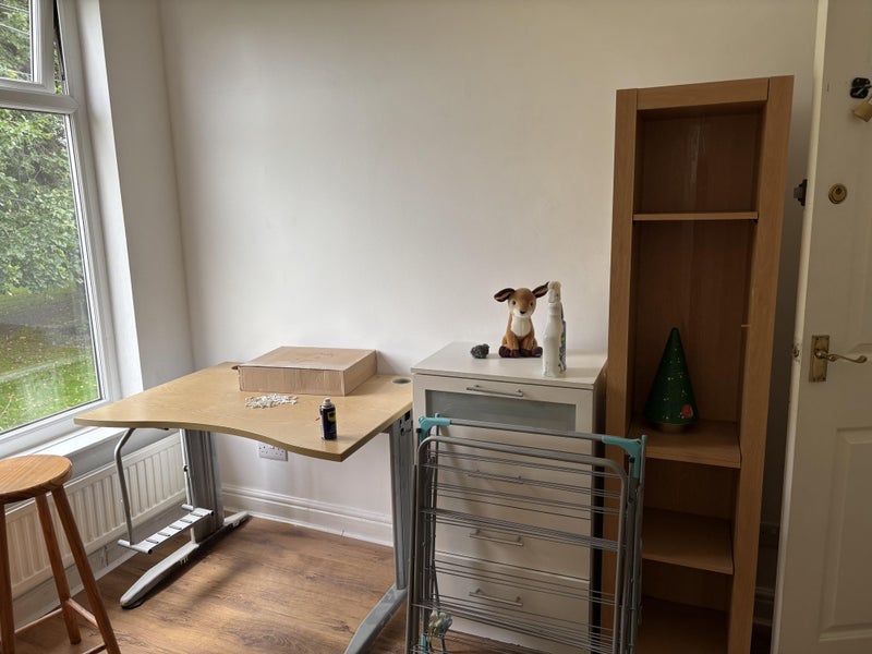 Room Polygon Avenue in Manchester