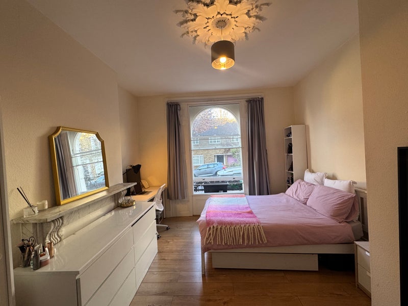 Room Huntingdon Street in Greater London