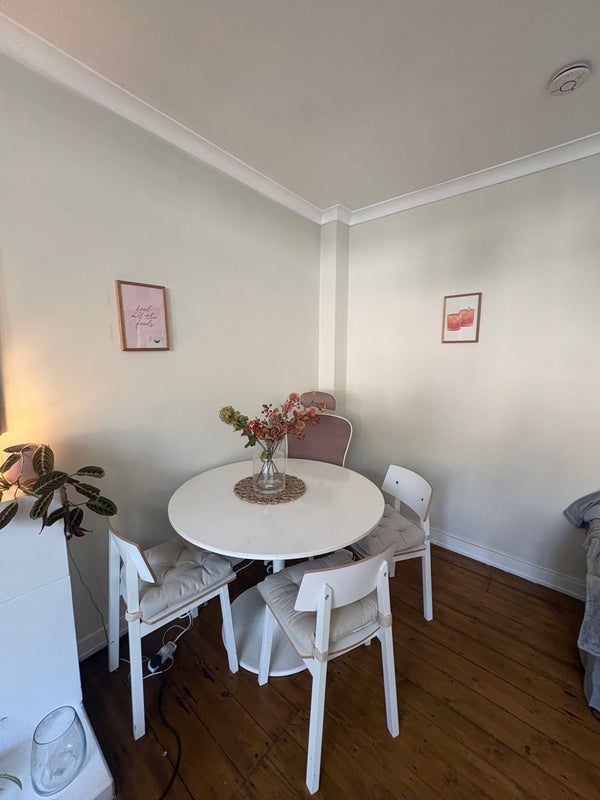 Flat Thurleigh Court in Greater London