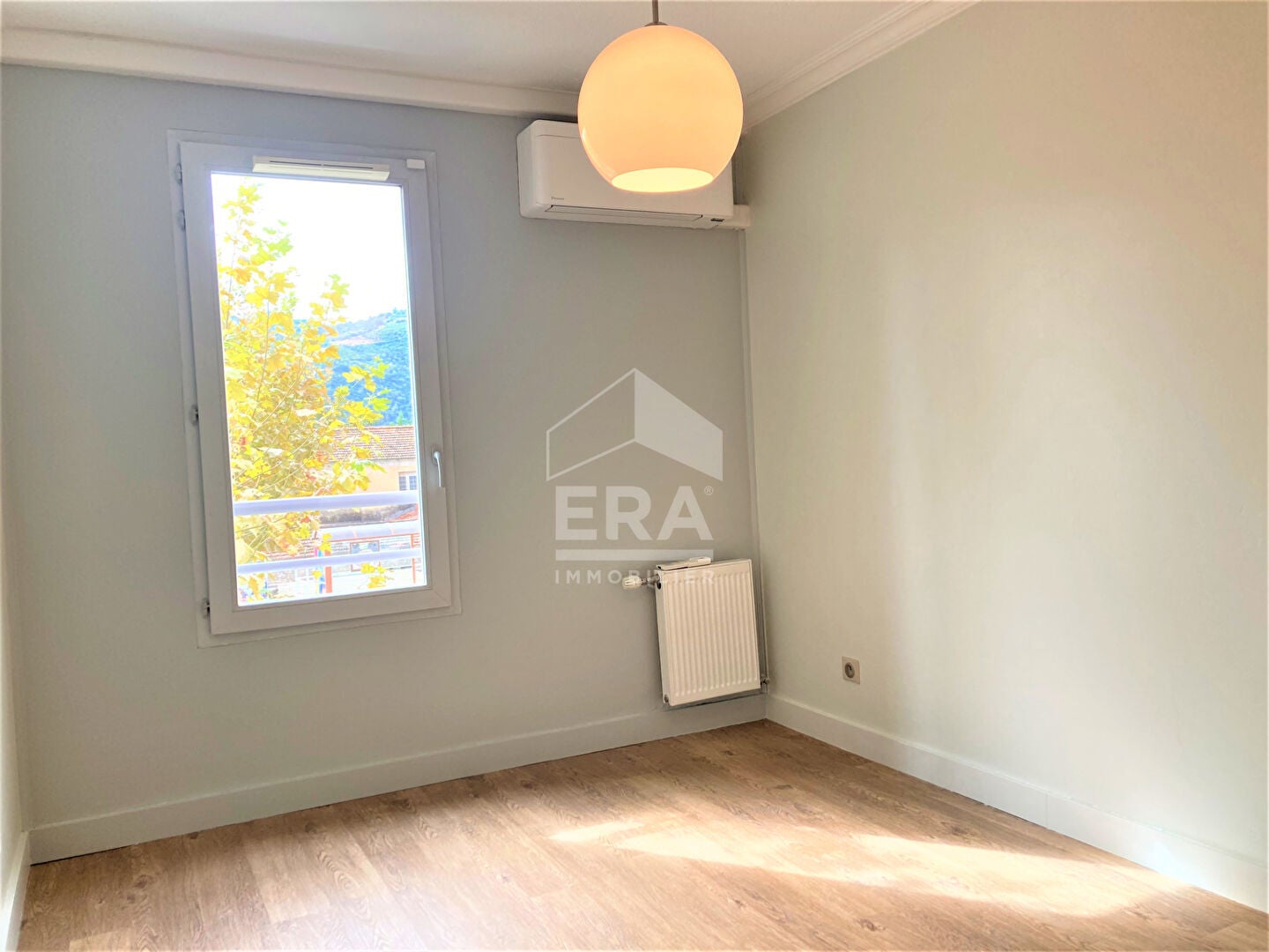 Appartement Boulevard des Mimosas à La Roquette-sur-Siagne