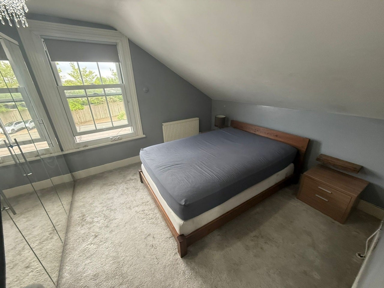 Room High Street in Greater London