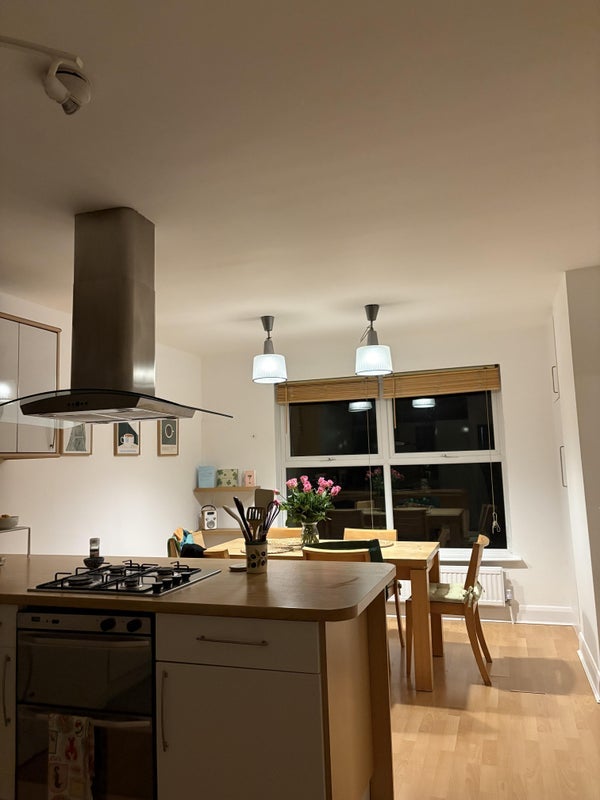 Room Gondar Gardens in Greater London