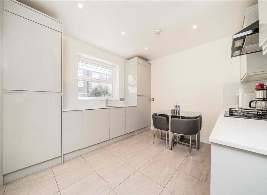 Flat Abbey Street in Greater London