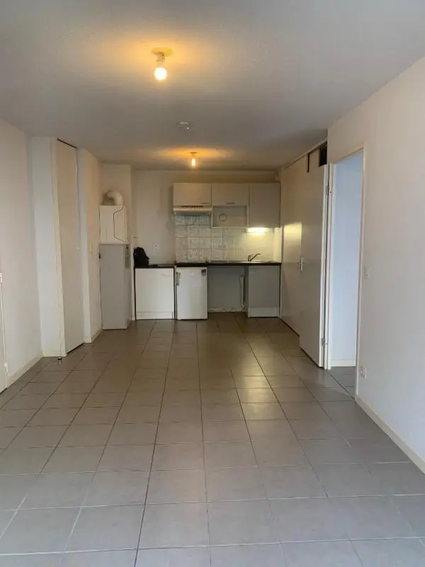 Flat Cours Victor Hugo in Cenon
