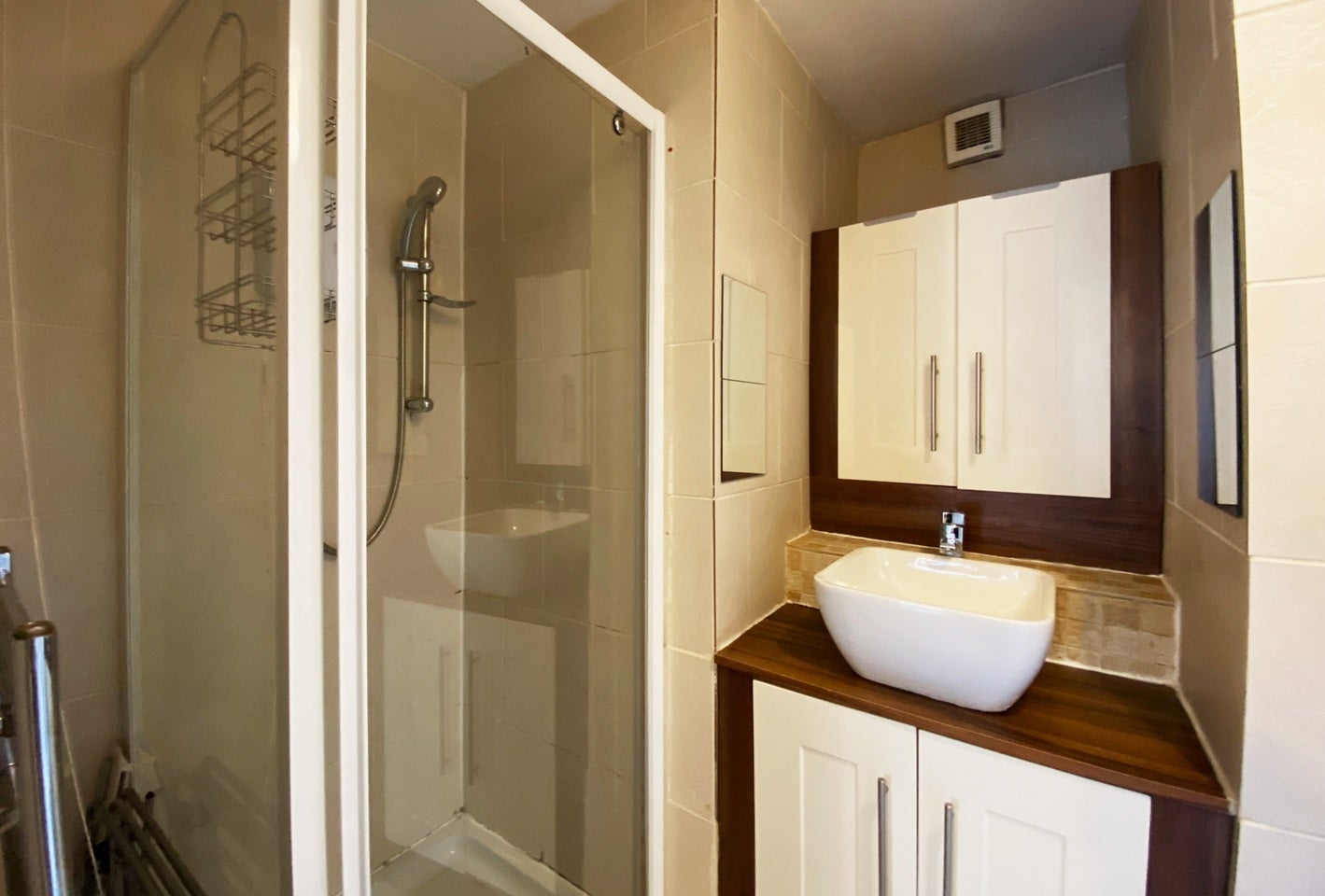 Flat Humberstone Gate in Leicester