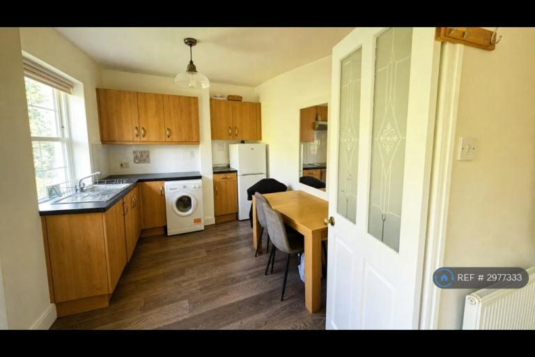 Room Wickham Street in Greater London