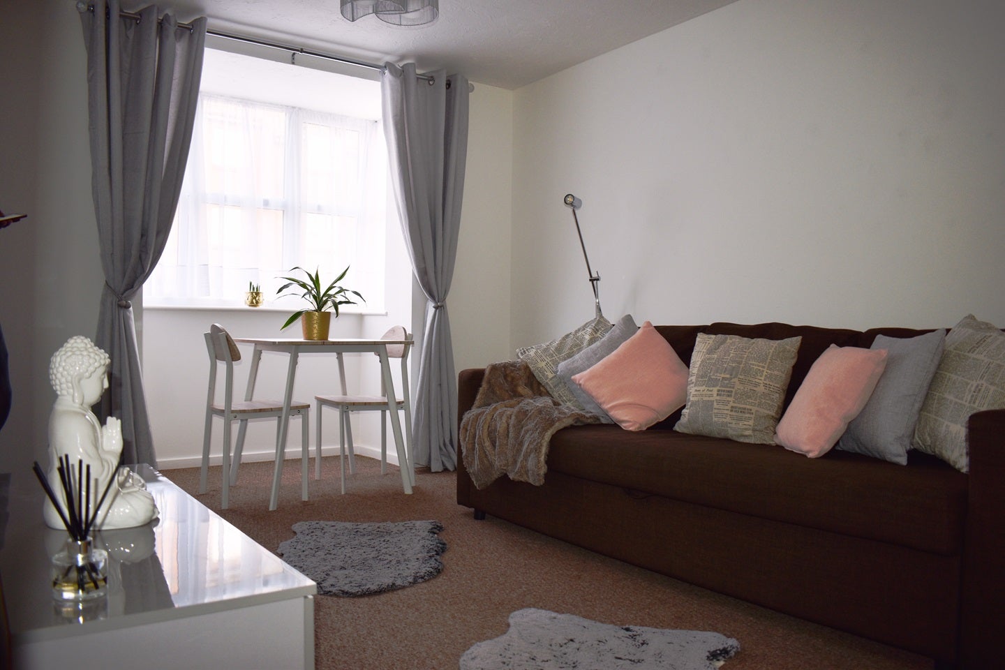 Flat Knowles Close in Greater London