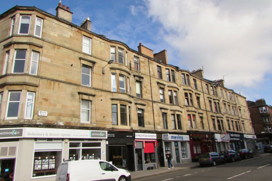 Flat Byres Road in Glasgow