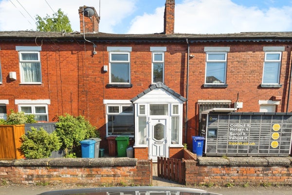 Flat Parkhill Avenue in Manchester