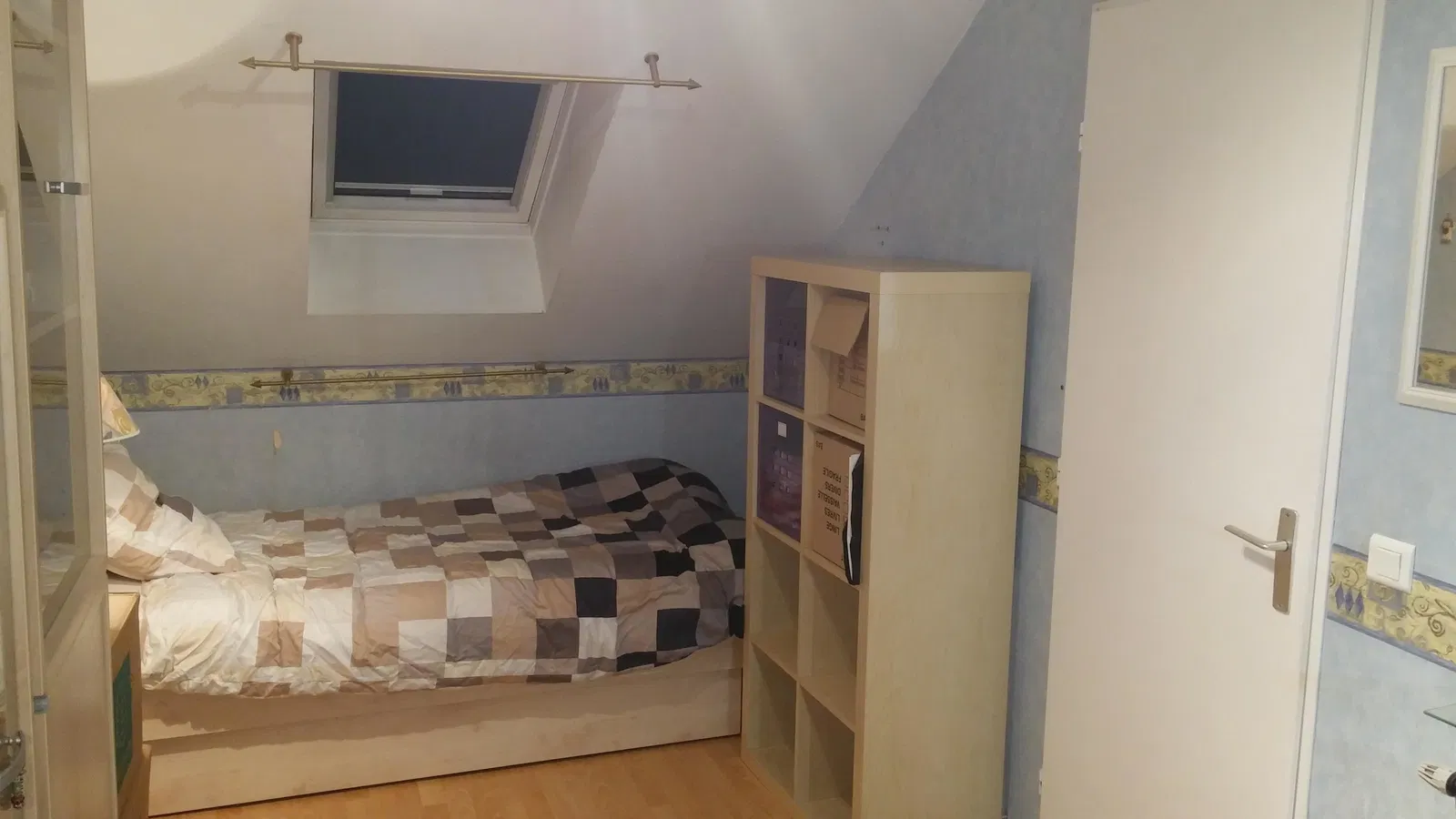 Room Rue André Gide in Plaisir