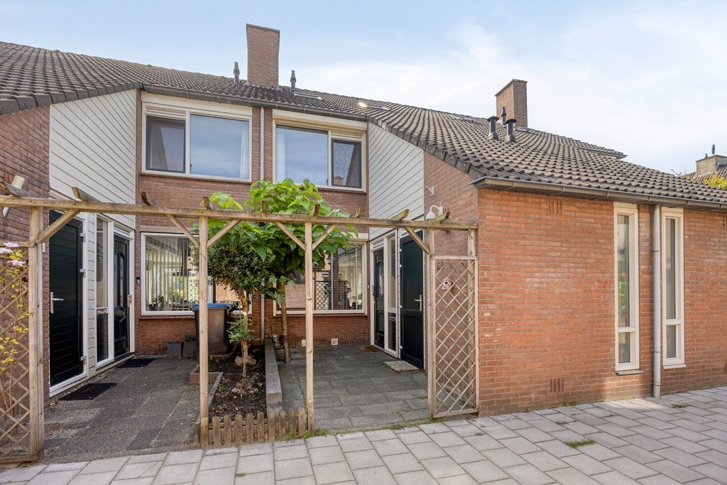 Huis Tjalk 59 in Barendrecht