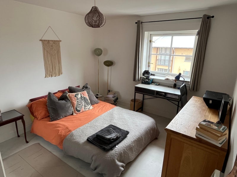 Room St Andrew's Square in Glasgow