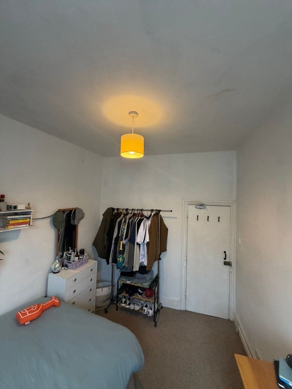 Room Netherford Road in Greater London