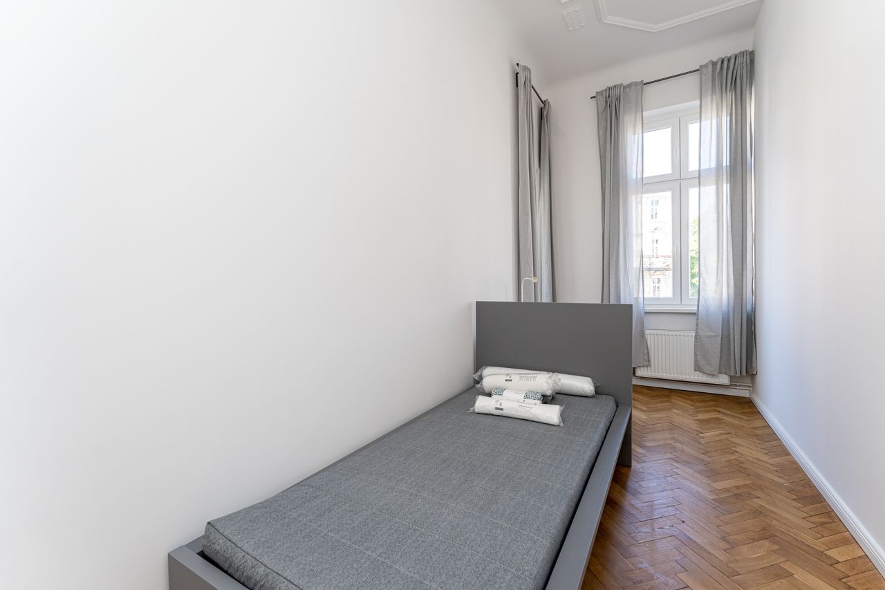 Zimmer Biebricher Straße in Berlin